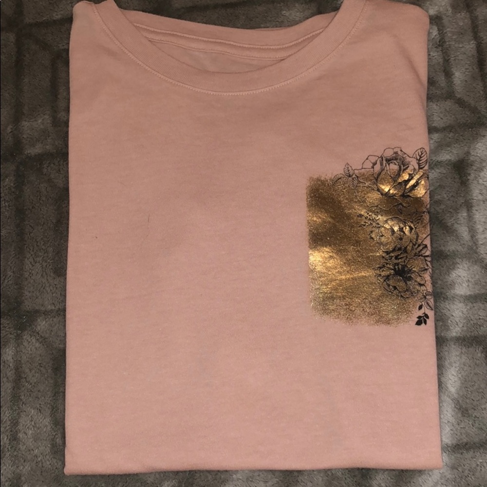 Short sleeve shirt